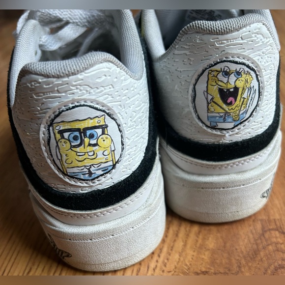 Puma Kids Sneakers in Black and Yellow - Picture 3 of 7